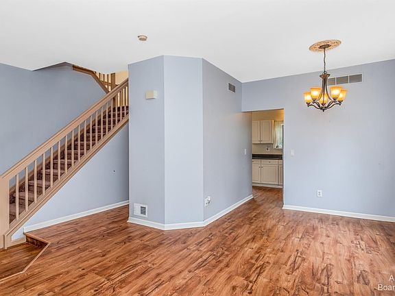 4th image of 7123 Lochmoor Dr