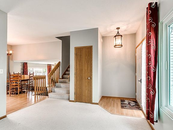 5th image of 3823 Berkshire Ave