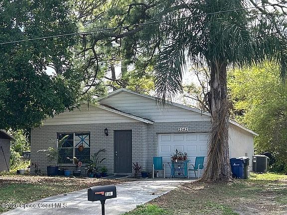 2nd image of 2542 22nd St