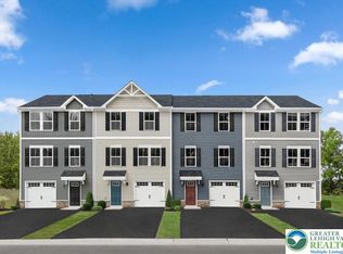 31 Cornerstone Dr #J3, Orwigsburg, PA 17961