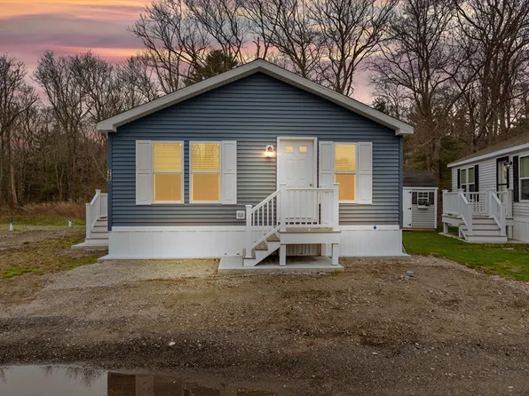 1540 Broadway Trailer 28, Raynham, MA 02767