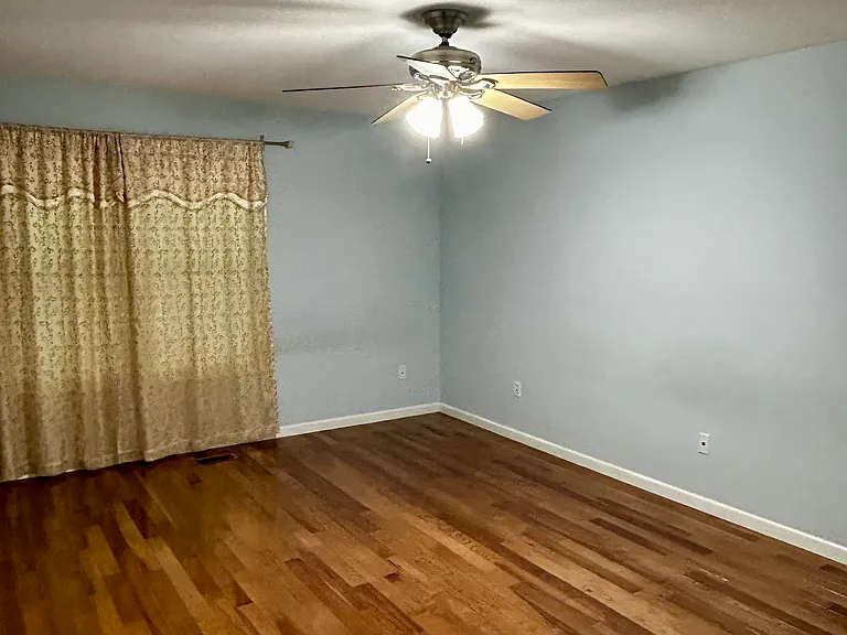 20 Spring Village Ln — Photo 11