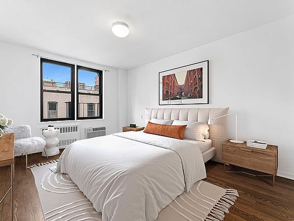 4th image of 229 E 28th St APT 6M