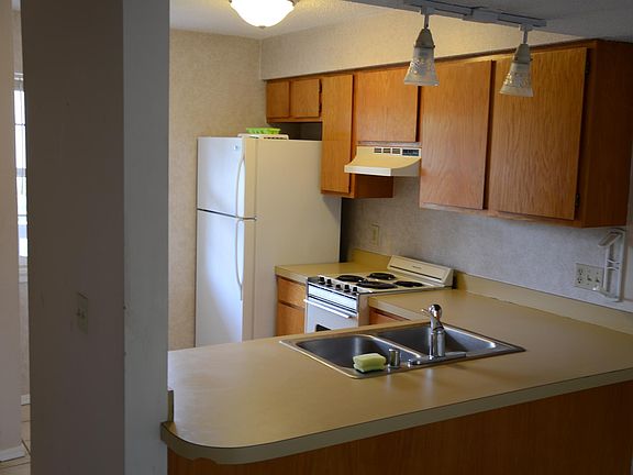 4th image of 2128 N Garland Ave APT 5