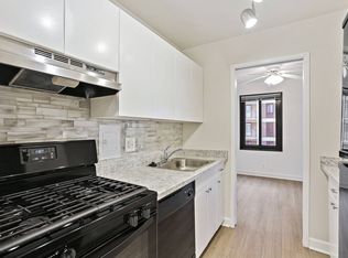2525 10th St N APT 515, Arlington, VA 22201