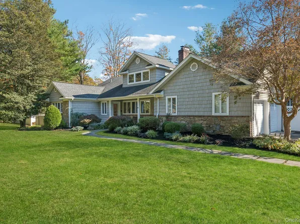 38 Colonial Drive, Huntington, NY 11743