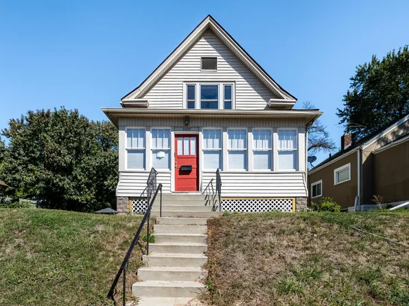 1097 Hudson Rd, Saint Paul, MN 55106