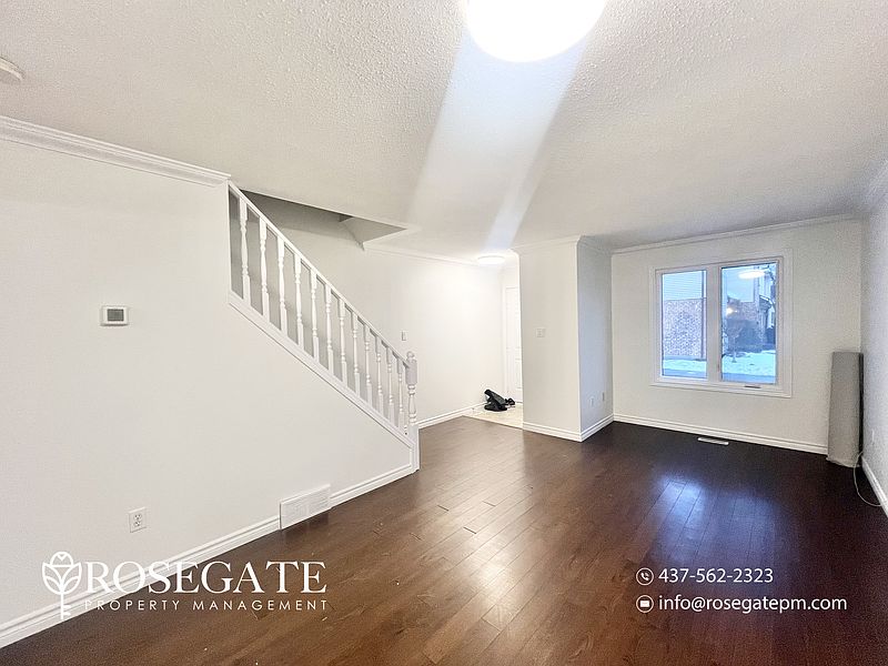 London Townhouse for rent - 3 Bedrooms — photo 6
