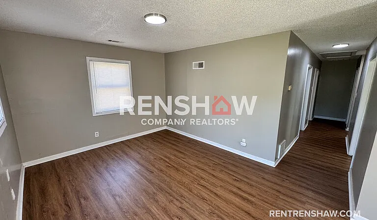 2434 Vollintine Ave — Photo 2