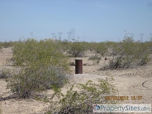 2nd image of 31806 W Yuma Rd #32