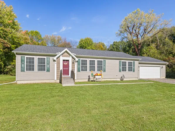 9490 Glenn Rd, Grass Lake, MI 49240