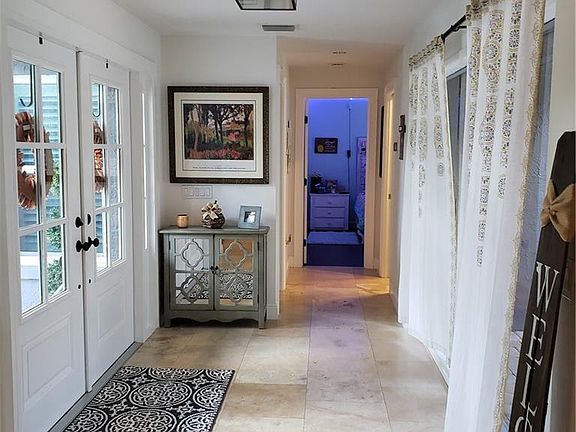 3rd image of 5740 Grillet Pl