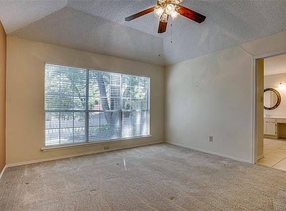 5th image of 4353 Woodglen Dr