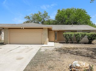 1030 Honey Tree Ln, San Antonio, TX 78245