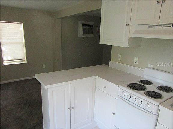 3rd image of 1475 24th St N #B