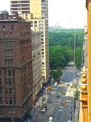 Rented by New York Residence | media 23