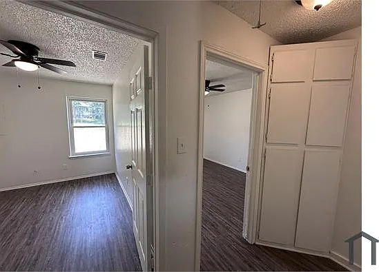 5408 Helmick Ave — Photo 6