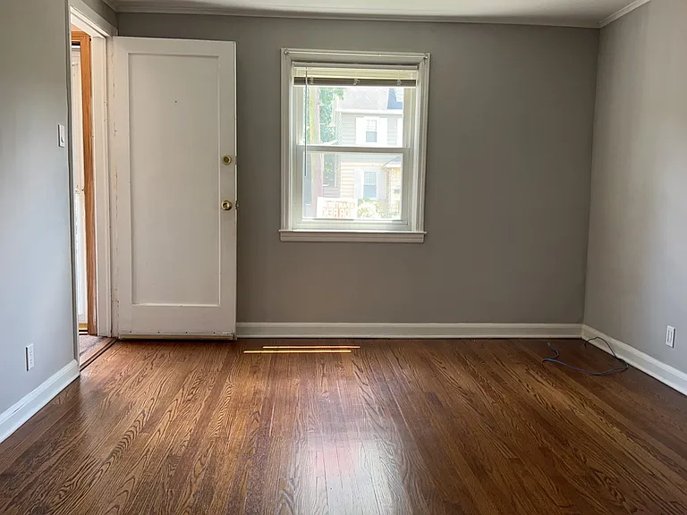 662 Willow Ave #2 — Photo 3
