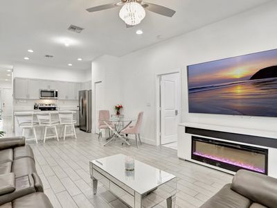 5017 NW 51st Terrace, Tamarac, FL, 33319