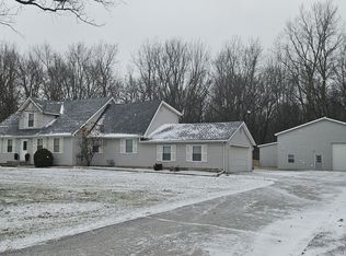 8940 Angola Rd, Holland, OH 43528