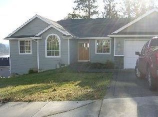 1859 SE 3rd St, Astoria, OR 97103