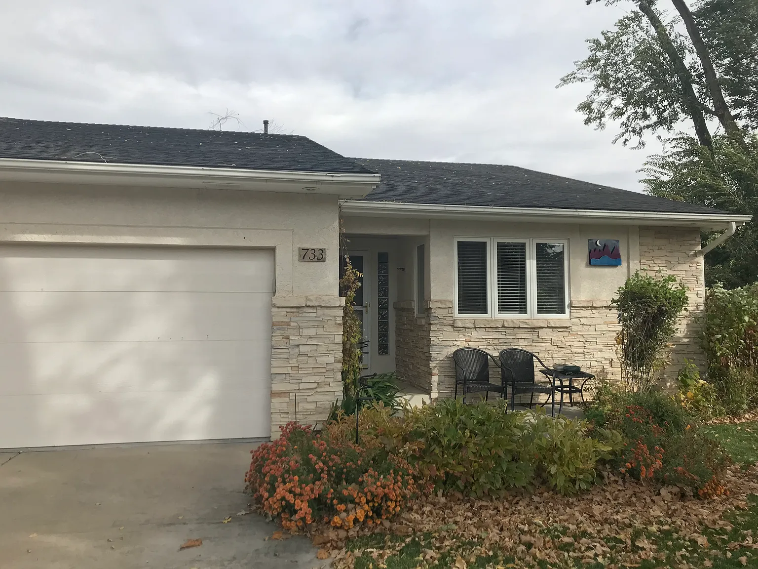 733 Tyrolean Ct photo 1