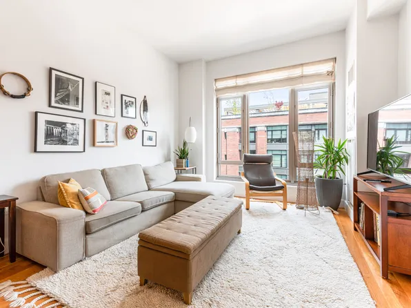 315 Gates Ave APT 5C, Brooklyn, NY 11216