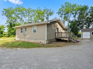 135 E 1st St, Russellville, KY 42276