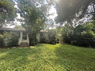 2728 Halbert St, Fort Worth, TX 76112