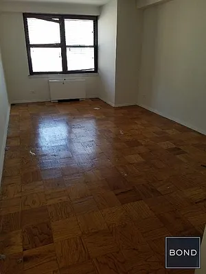 Rented by Bond New York | media 4