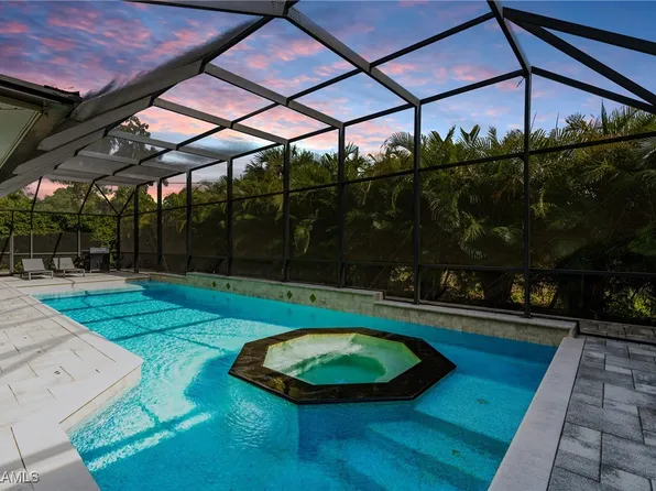 1326 Burtwood Dr, Fort Myers, FL 33901