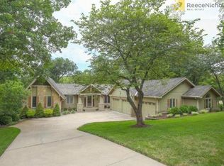 8812 Hirning Rd, Lenexa, KS 66220