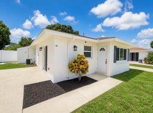 1810 47th Avenue Dr W, Bradenton, FL 34207