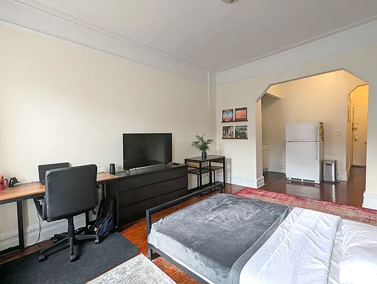Rented by Manhattan Spaces | media 11