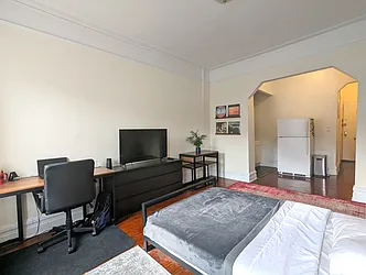 Rented by Manhattan Spaces