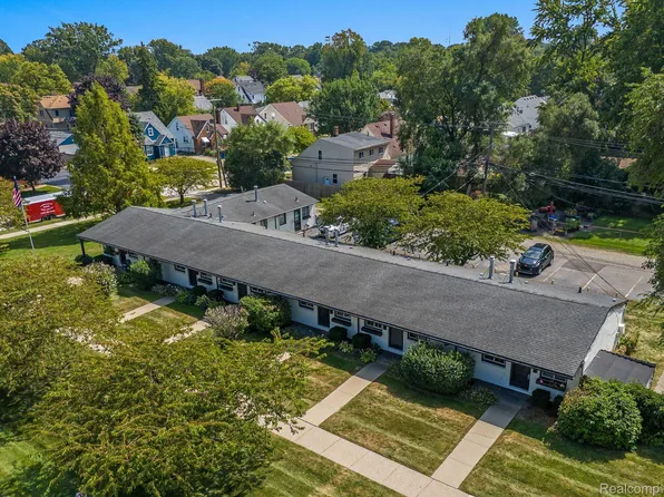 1804 E Eleven Mile Rd, Royal Oak, MI 48067