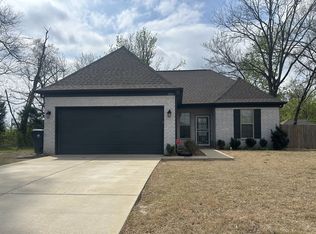 401 Park St, Hernando, MS 38632