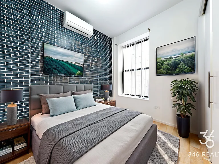 475 Central Park W #1F — Photo 4