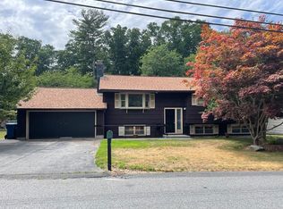 10 Princeton Rd, Burlington, MA 01803
