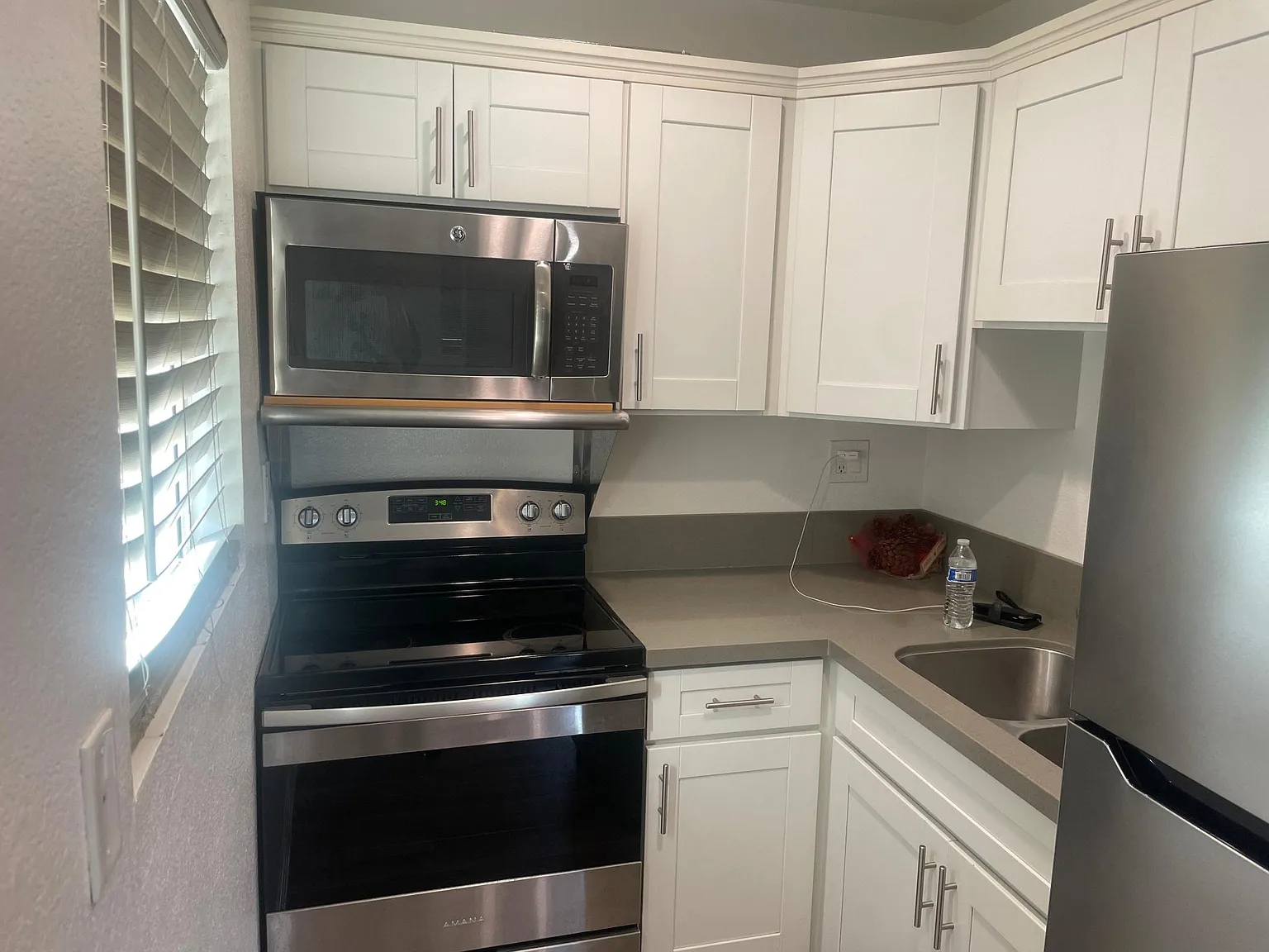 Studio, 340 sqft, $1,850 — Photo 4