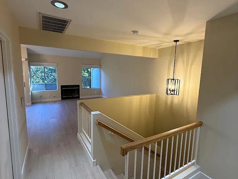 15766 Midwood Dr #4 — Photo 8