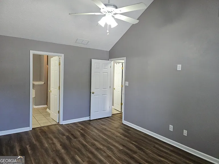 218 Preston Cir — Photo 28