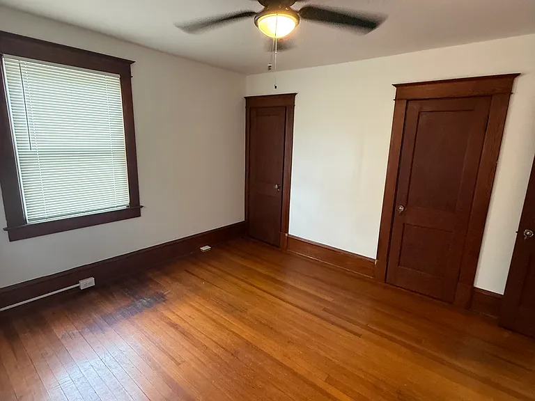 1004 Leeds Ave #1 — Photo 5