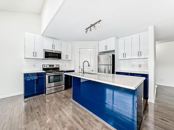 4th image of 21208 89a Ave NW