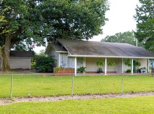 1204 E Texas Ave, Rayne, LA 70578