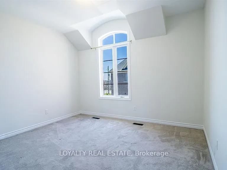 17 Cornelius Ln — Photo 11