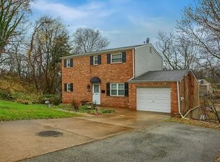 304 Constitution Ave, West Mifflin, PA 15122
