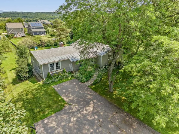 1450 Hinesburg Road, South Burlington, VT 05403