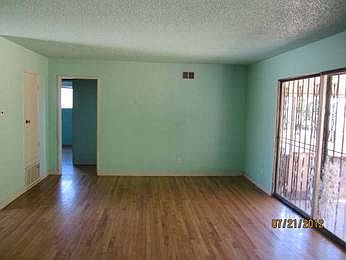4th image of 506 Taper Ave