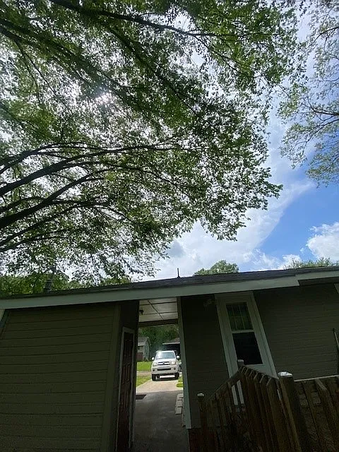 3 bed, 1020 sqft, $1,050 — Photo 3